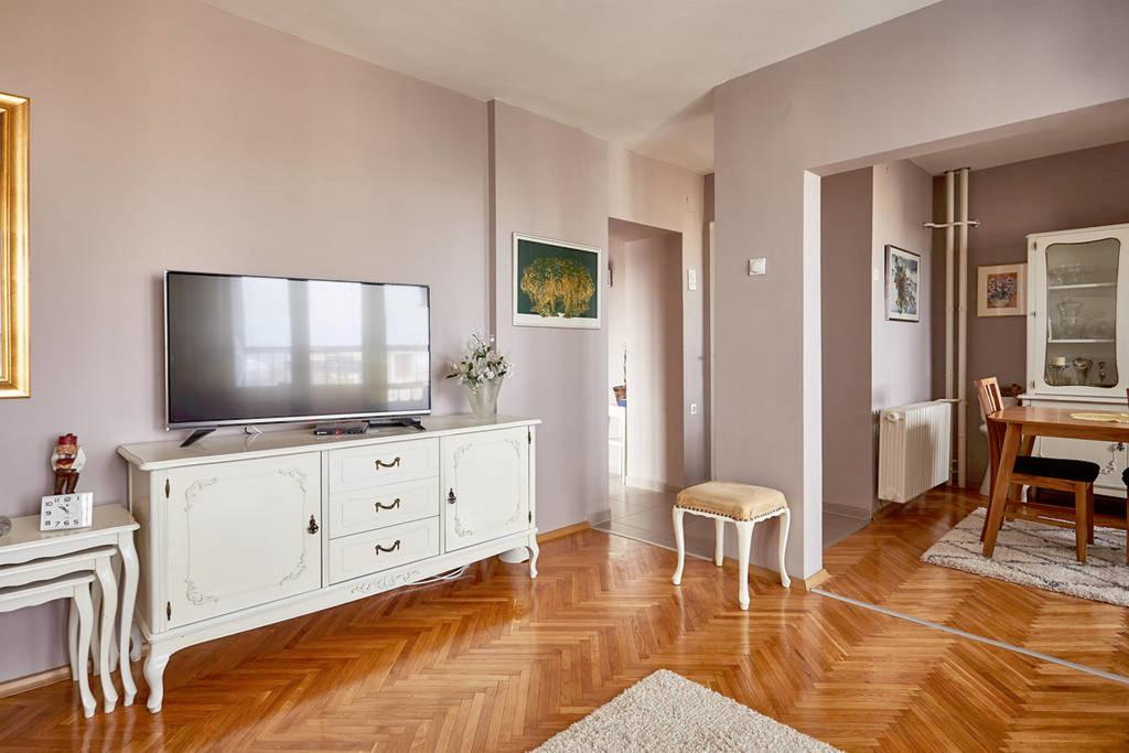 Spacious Modern Apartment In Peaceful Neighborhood Skopje Esterno foto